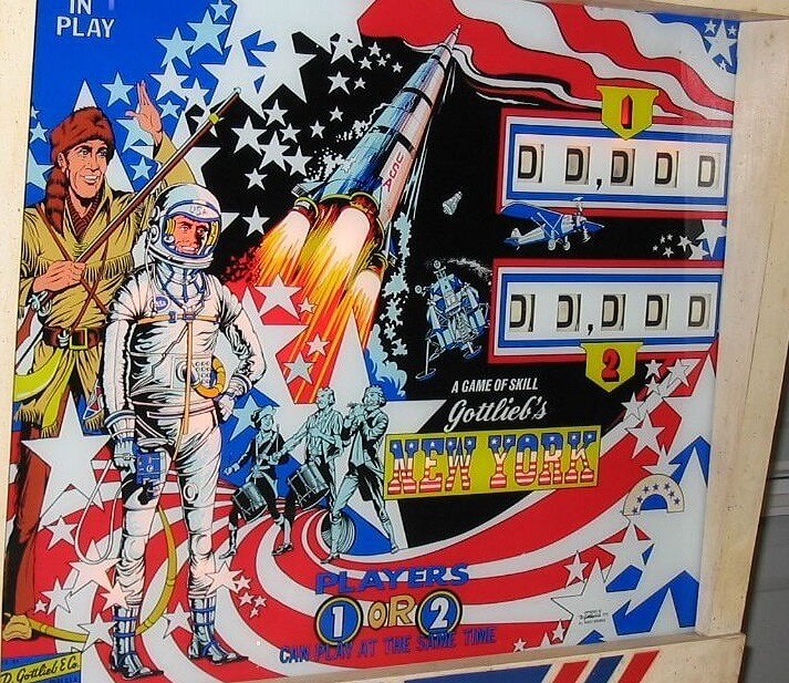 New York is an electro-mechanical pinball machine released by Gottlieb in 1976. It features artwork and design reminiscent of the bustling city it's named after.