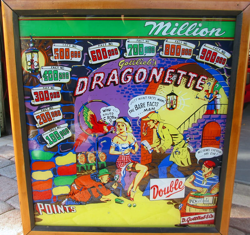 Dragonette is a pinball machine released by Gottlieb in 1954 characterized by its vintage charm and classic gameplay. It is themed around medieval dragons and heroes, capturing the adventure spirit of fantasy tales.