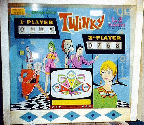 Twinky is a classic electromechanical pinball machine released by Chicago Coin in 1967, known for its vibrant artwork and simple yet entertaining gameplay.