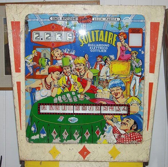 Solitaire is an electro-mechanical pinball machine produced by Gottlieb in 1967.