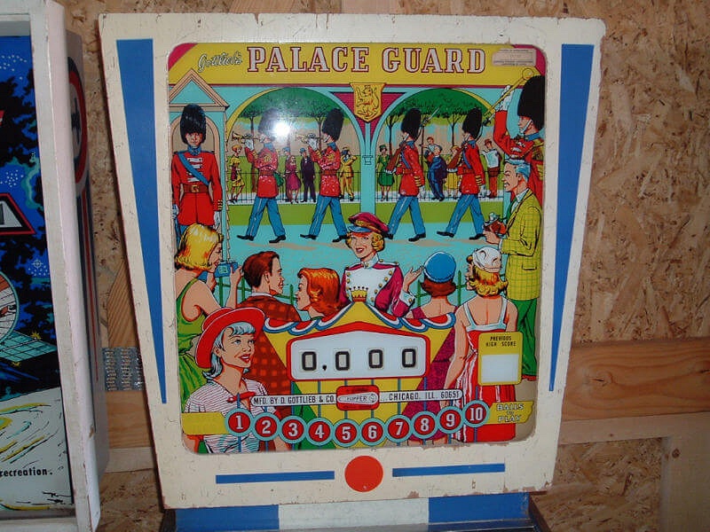 Palace Guard is a classic pinball machine produced by Gottlieb in 1968. It features a police theme with artwork reflecting the 1960s era.