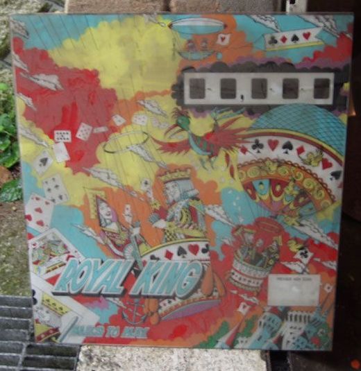 Royal King is a pinball machine released by R.M.G. in 1975, known for its classic design and engaging gameplay.
